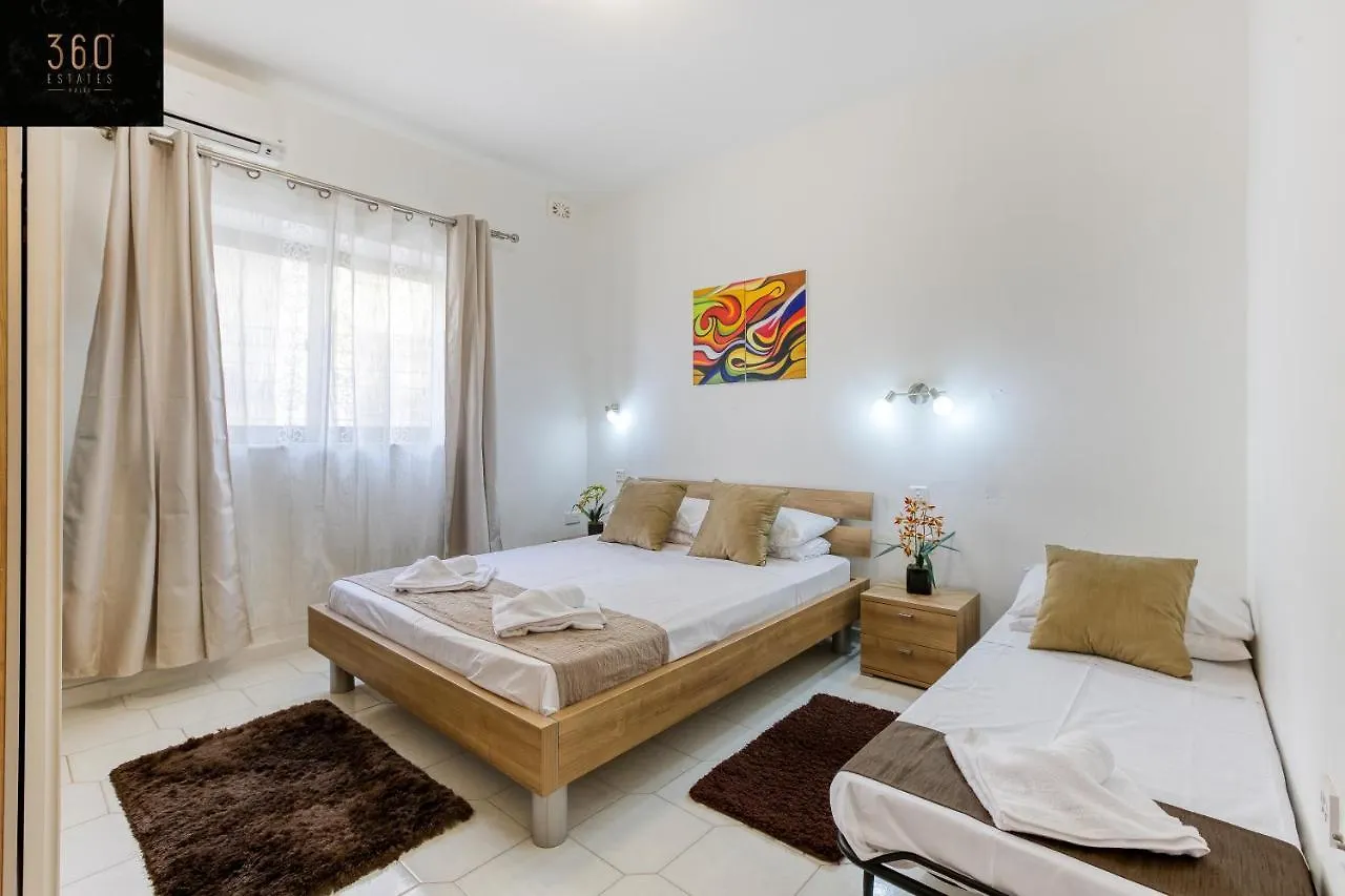 A Beautiful 4Br Villa With Private Pool & Deck By 360 Estates Naxxar Apartment