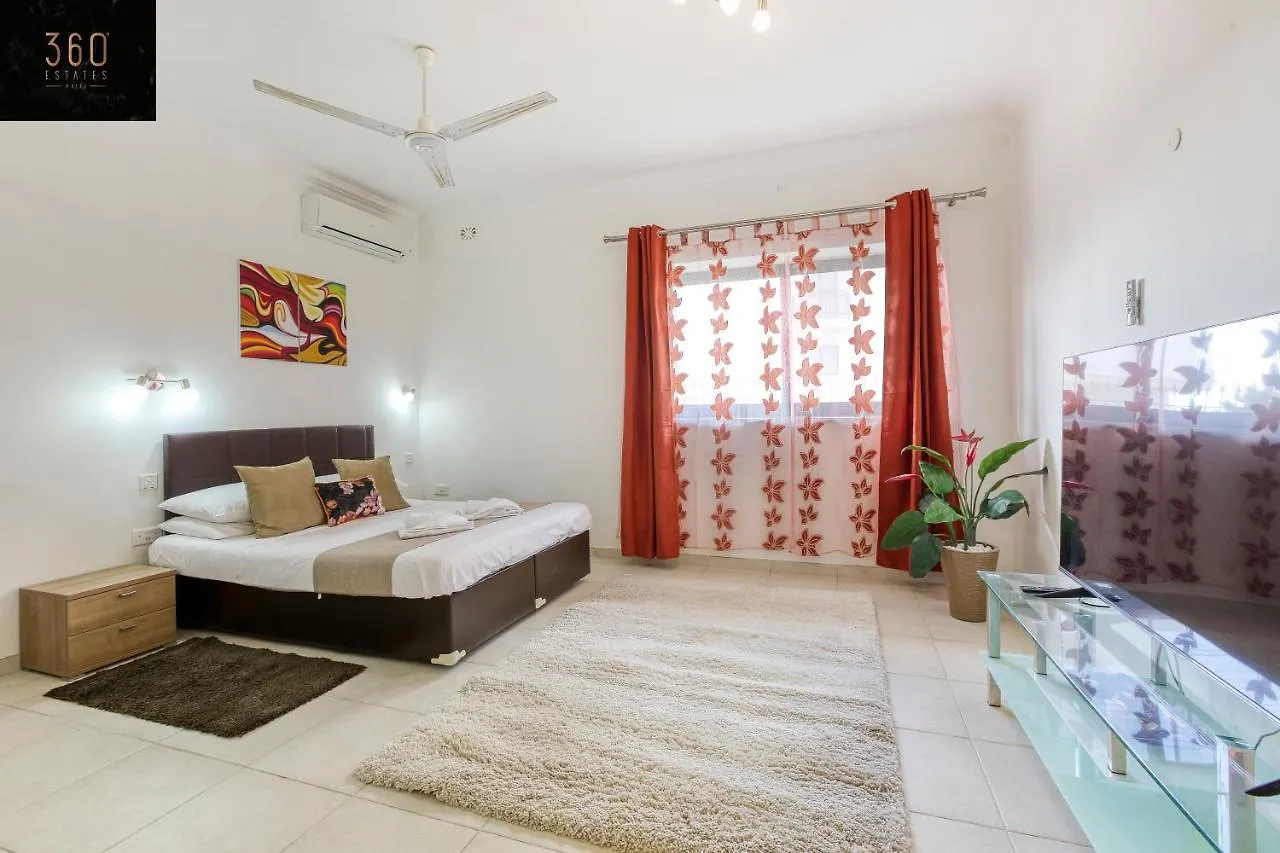 A Beautiful 4Br Villa With Private Pool & Deck By 360 Estates Naxxar Malta