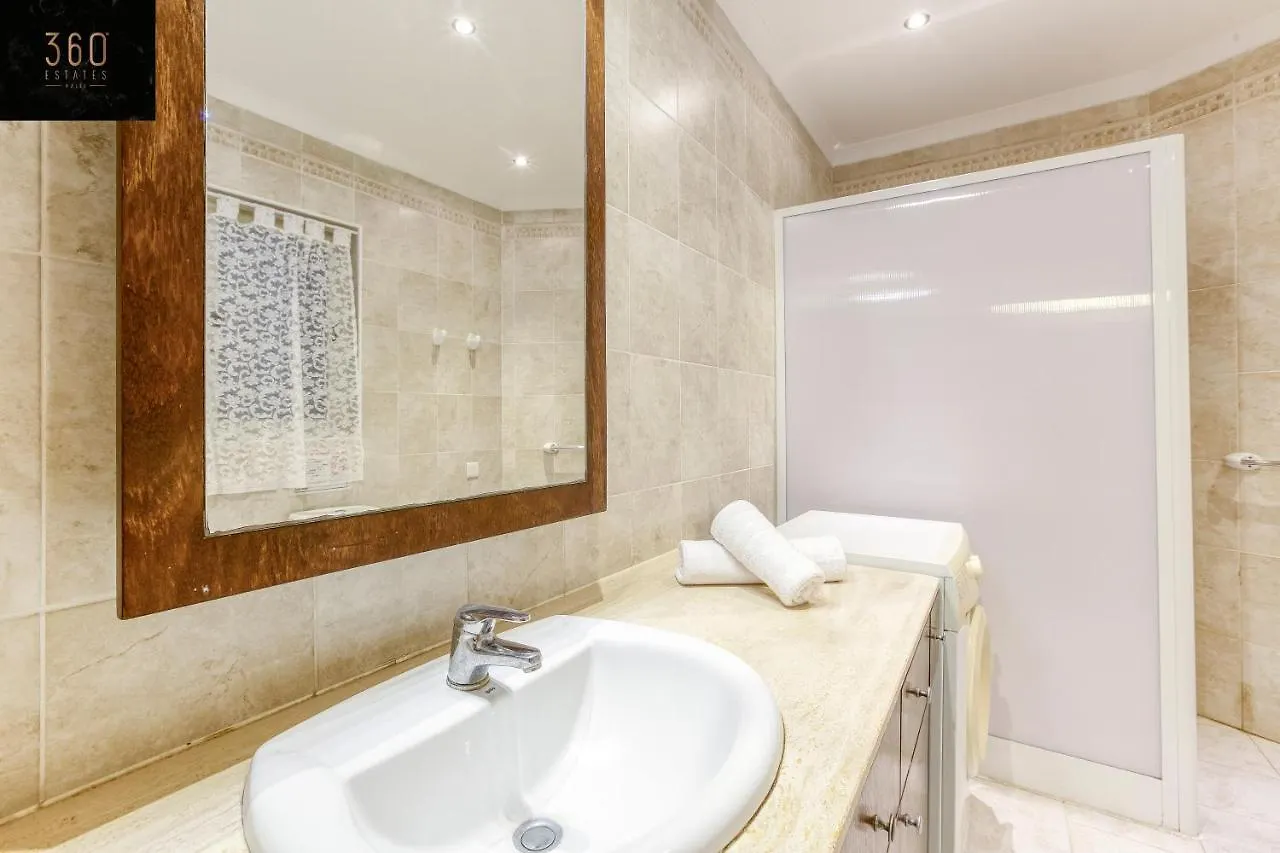 Apartment A Beautiful 4Br Villa With Private Pool & Deck By 360 Estates Naxxar
