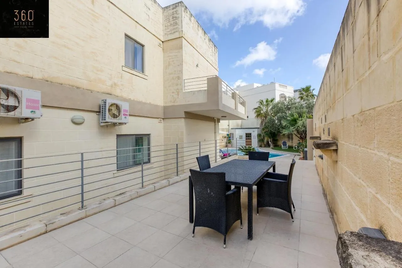 Apartment A Beautiful 4Br Villa With Private Pool & Deck By 360 Estates Naxxar