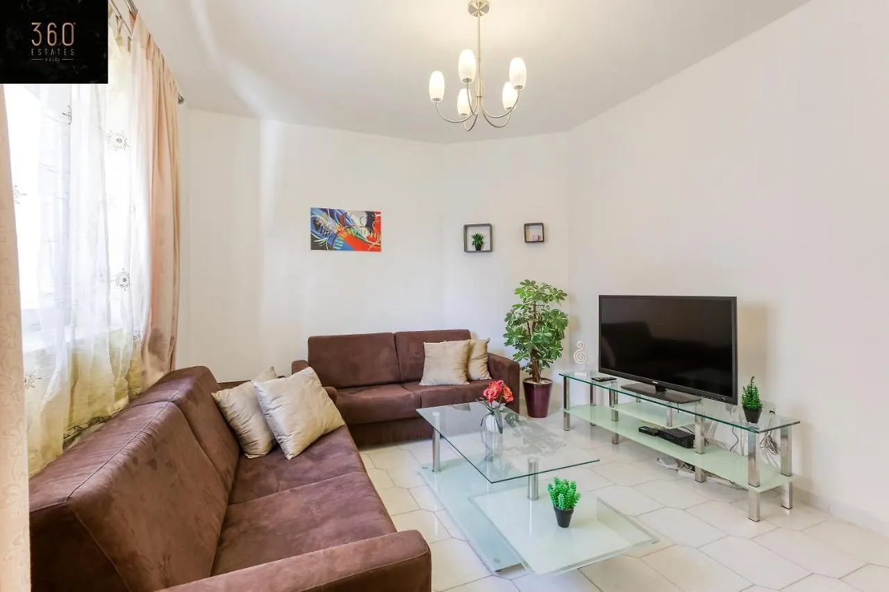 A Beautiful 4Br Villa With Private Pool & Deck By 360 Estates Naxxar Apartment