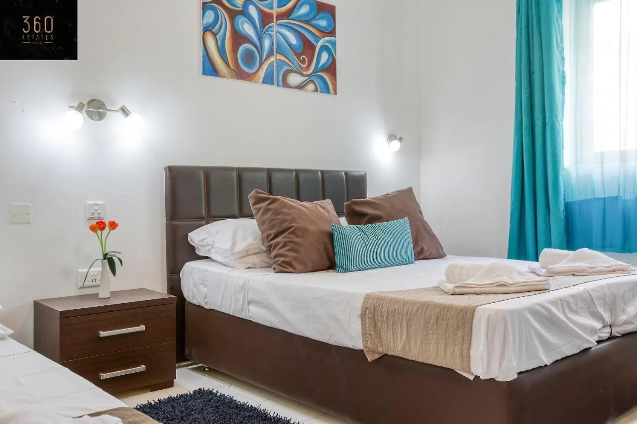 A Beautiful 4Br Villa With Private Pool & Deck By 360 Estates Naxxar Malta